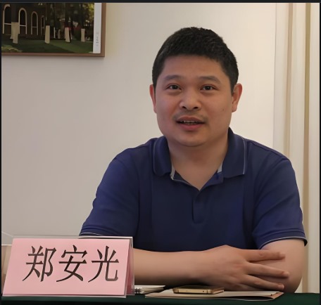 Dr. Zheng Anguang
